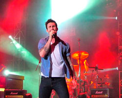 Maroon5
